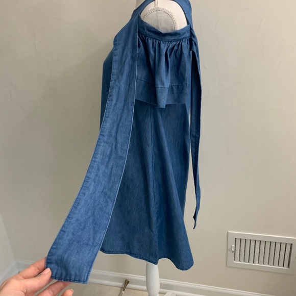 Dress - Picture 6 of 8